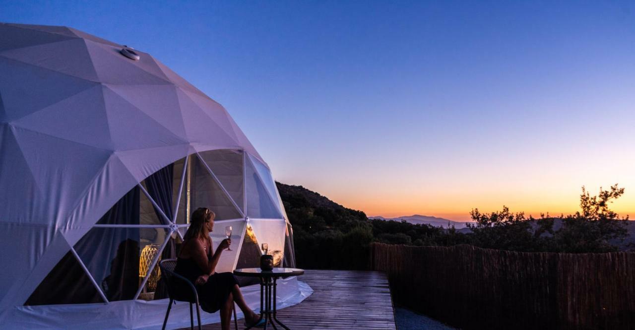 Apartmán Luxury Dome Retreat Dudar Exteriér fotografie