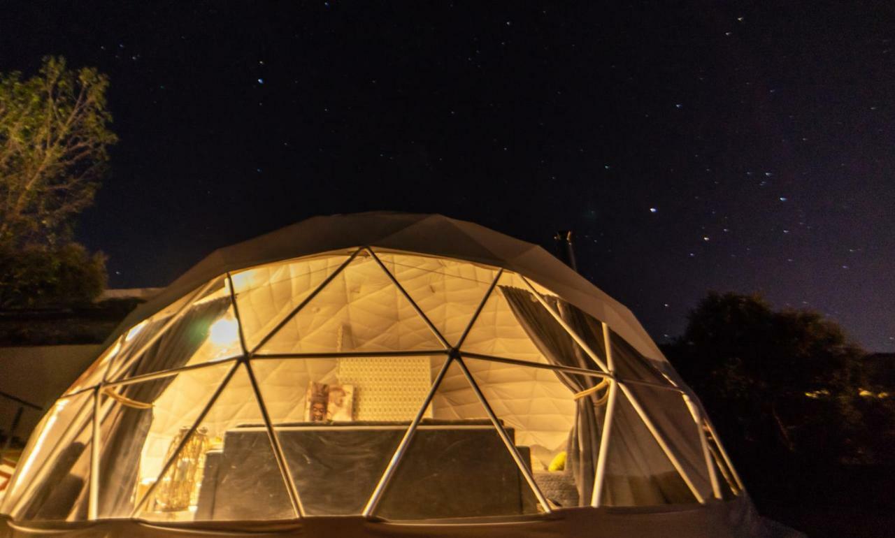 Apartmán Luxury Dome Retreat Dudar Exteriér fotografie
